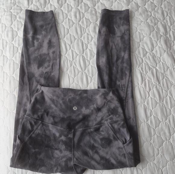 Lululemon Aligh High Rise Pant W/ Pockets 25"  Diamond Dye Graphite Grey Size 6 - Picture 3 of 7